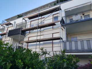 Balkonestrich Sanierung und Beton Schadstellenbearbeitung nach den RiLiSIB.