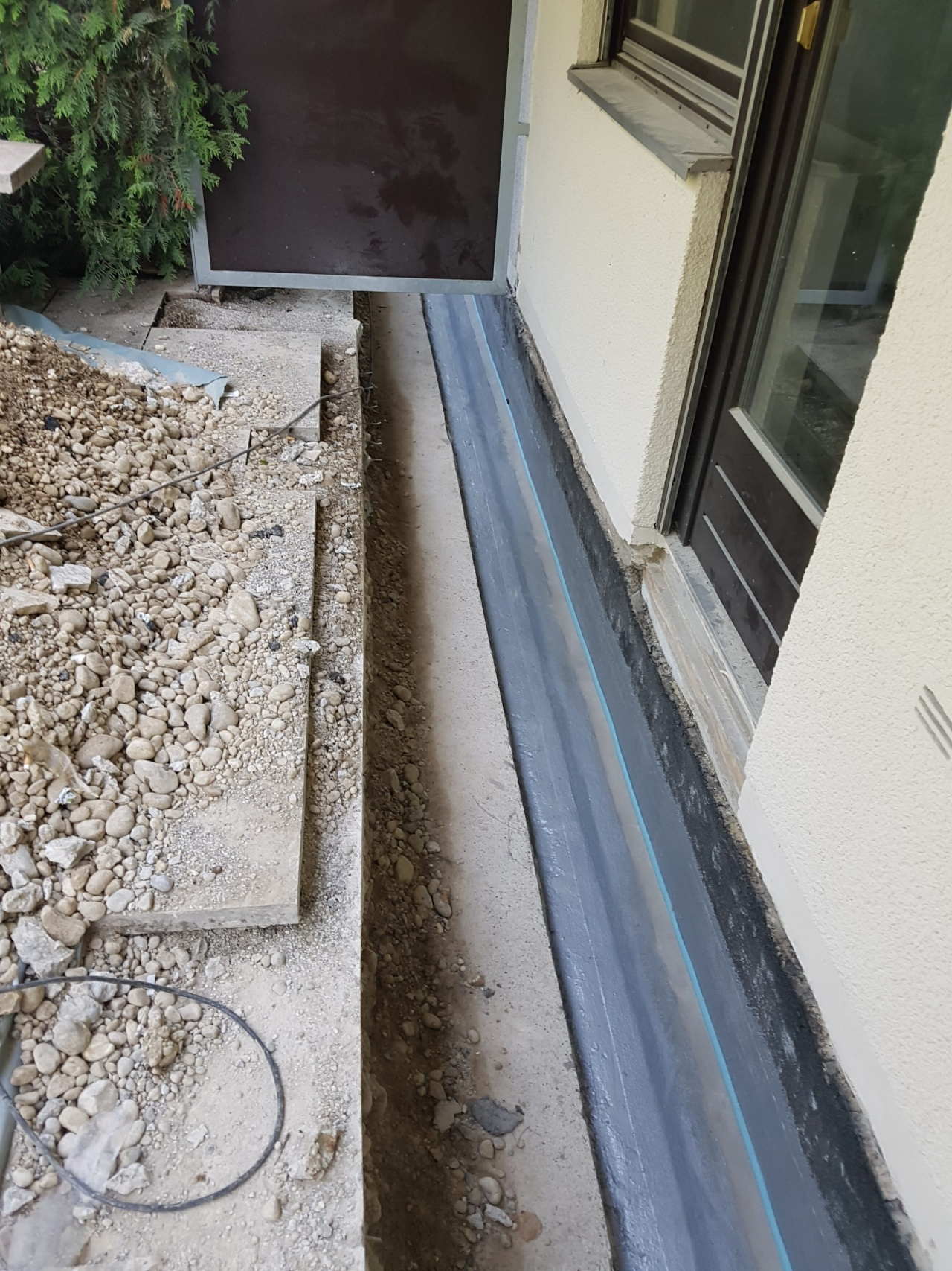 Aushub und Fugenabdichtung