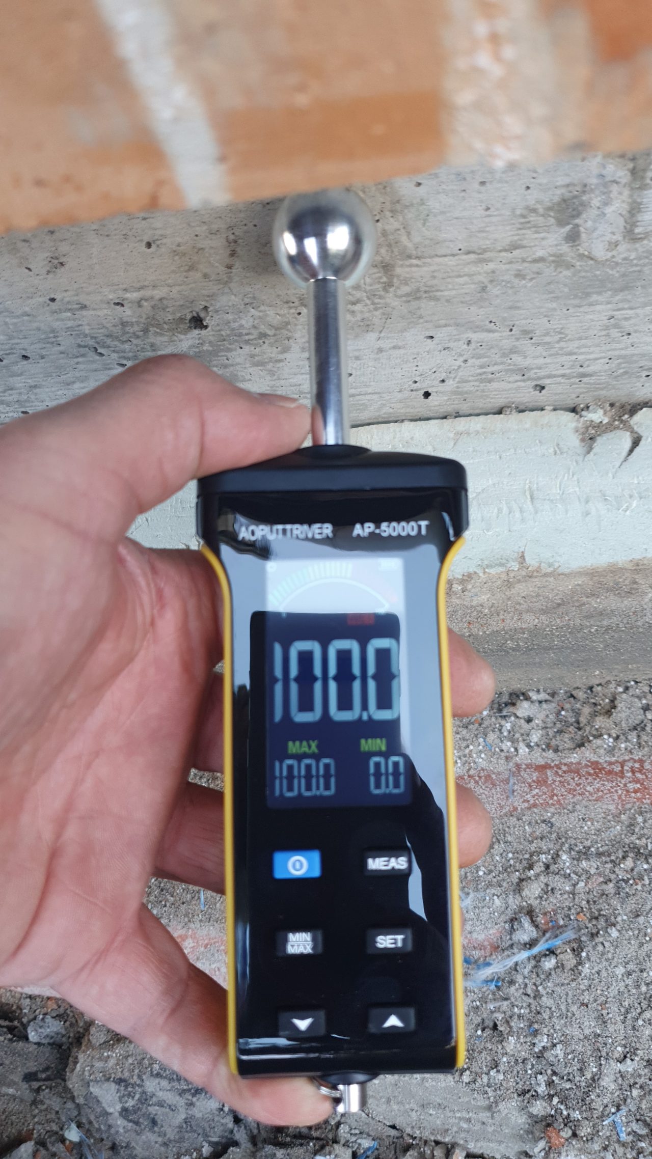 Hausockel Sanierung und Abdichtung